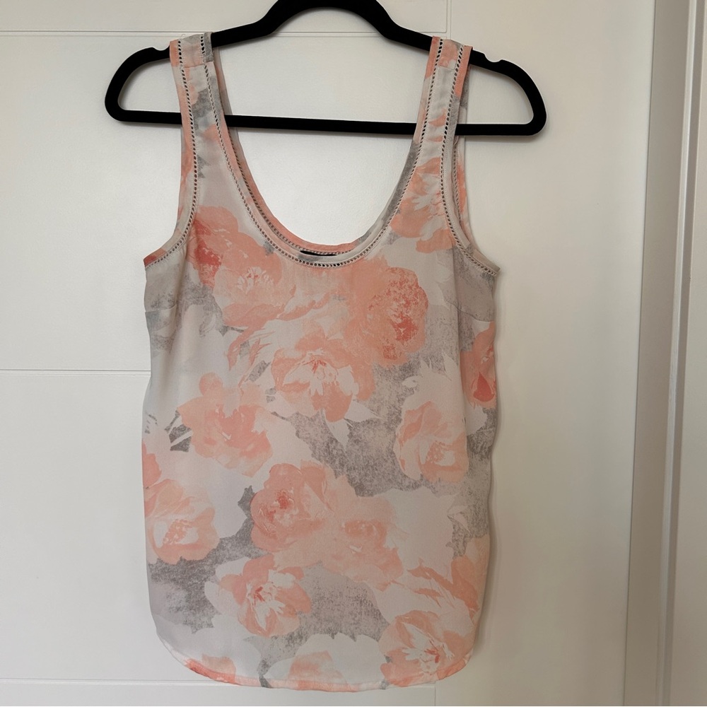 DYNAMITE | Floral Dressy Tank | Small